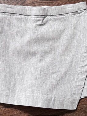 Jules & Leopold Heather Gray Tailored Skort